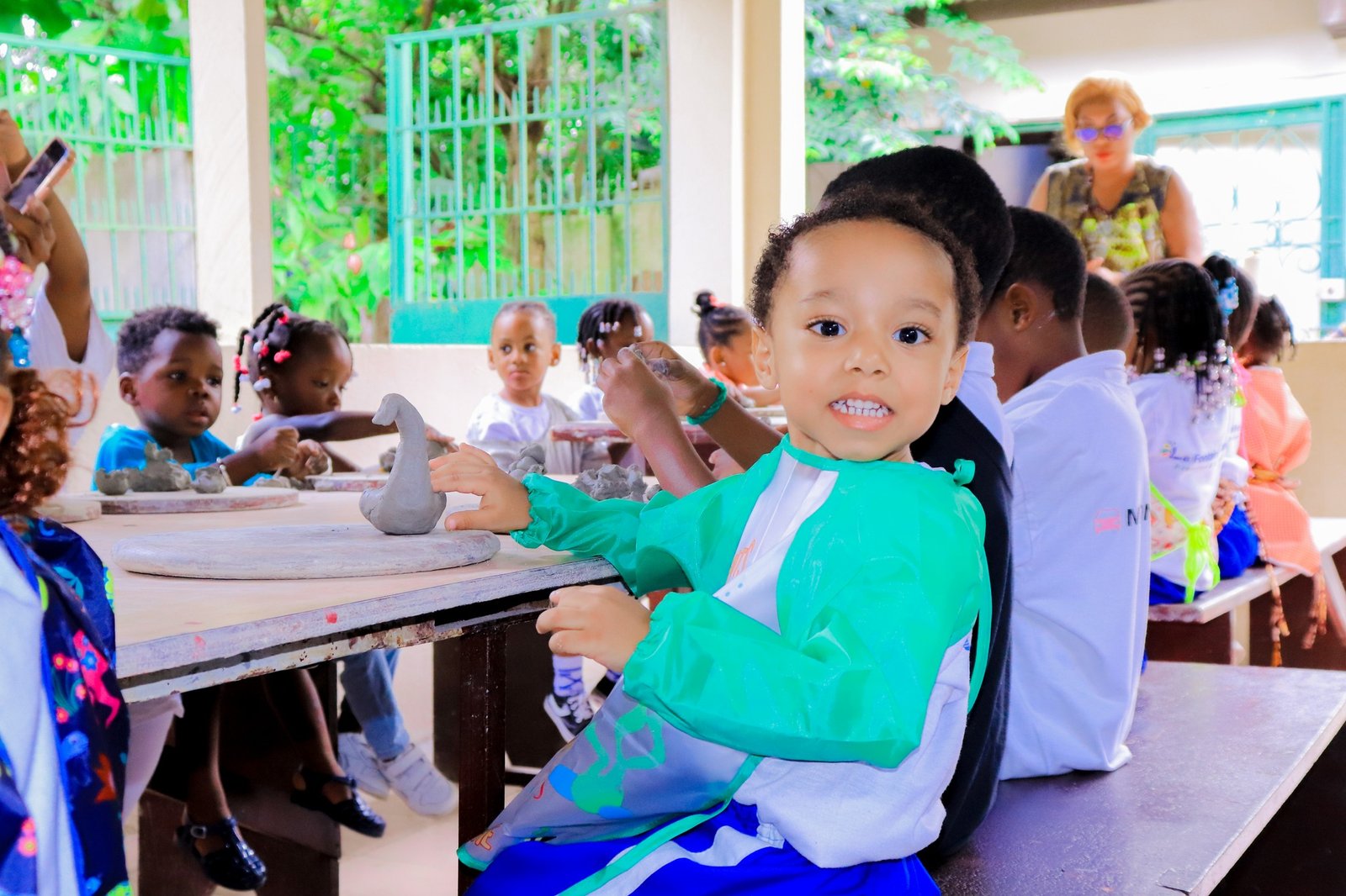 𝐌𝐨𝐦𝐞𝐧𝐭𝐬 𝐝’𝐚𝐩𝐩𝐫𝐞𝐧𝐭𝐢𝐬𝐬𝐚𝐠𝐞 𝐞𝐭 𝐝𝐞 𝐝𝐞́𝐜𝐨𝐮𝐯𝐞𝐫𝐭𝐞 𝐚̀ 𝐋𝐚 𝐅𝐨𝐧𝐭𝐚𝐢𝐧𝐞 𝐁𝐥𝐚𝐧𝐜𝐡𝐞.